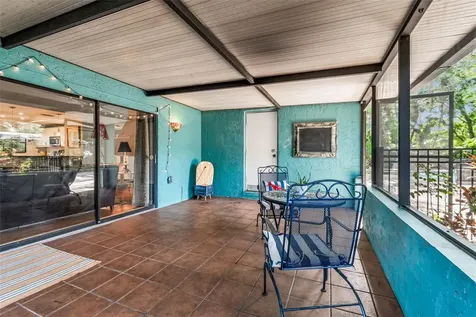 4438 Summer Oak Drive Tampa FL 33618