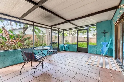 4438 Summer Oak Drive Tampa FL 33618