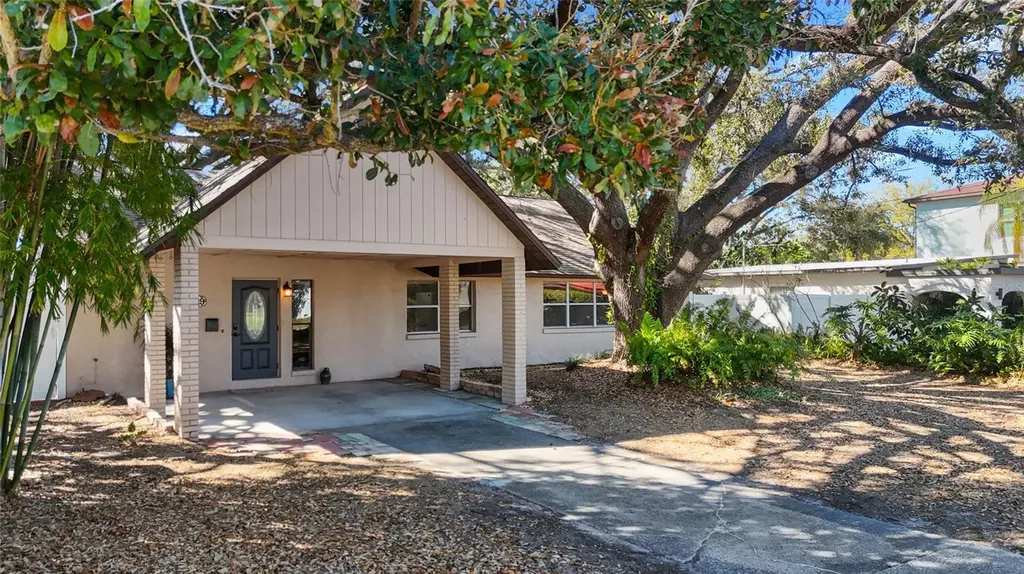 4319 S Cameron Avenue Tampa FL 33611