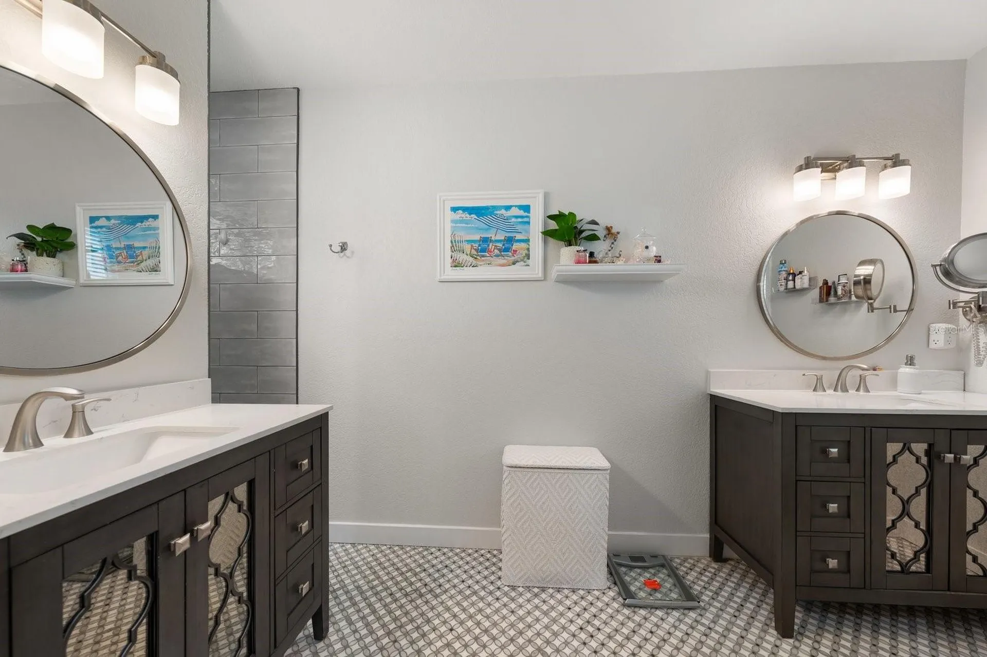 216 Grove Circle S Dunedin FL 34698