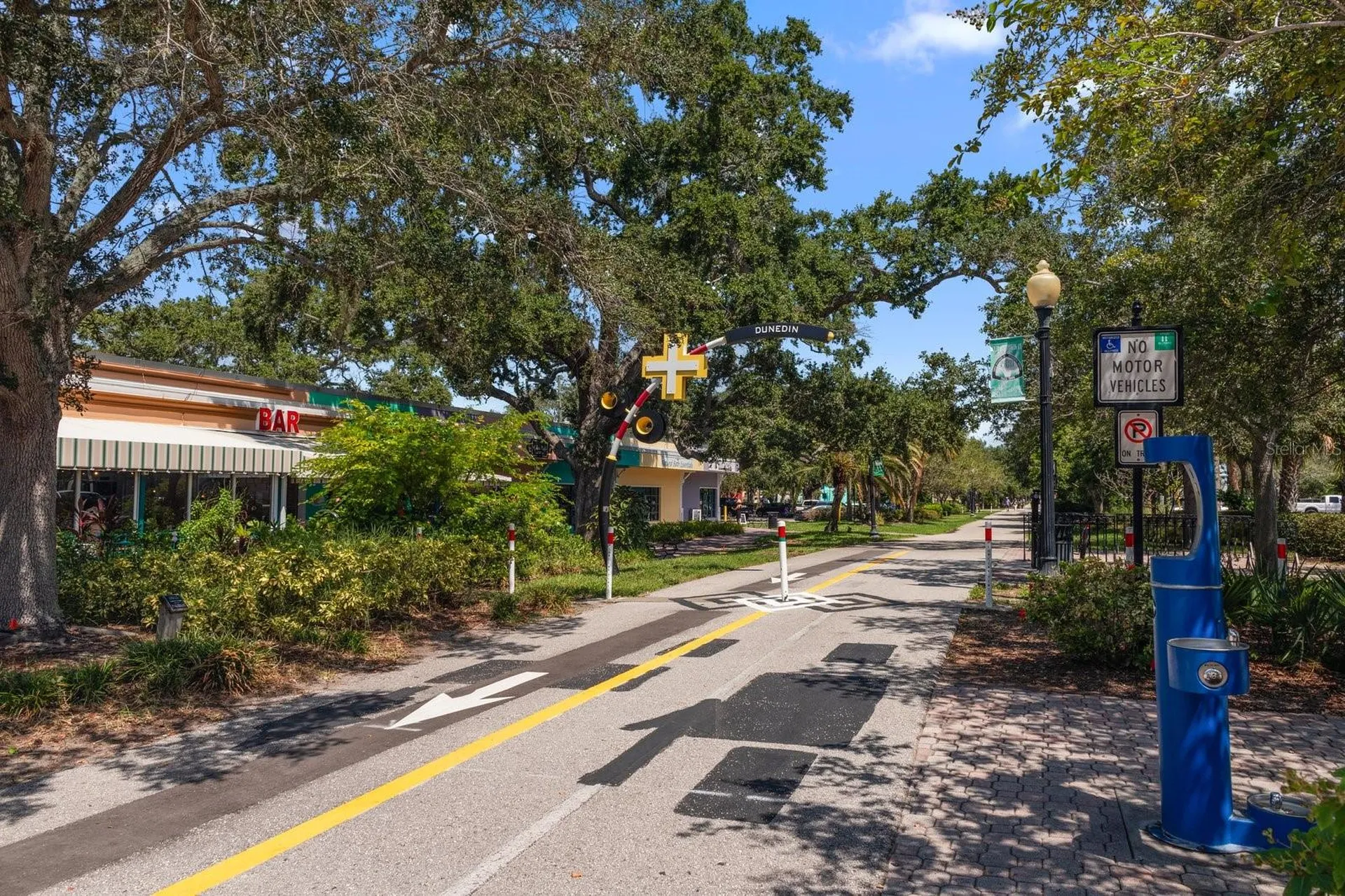 216 Grove Circle S Dunedin FL 34698