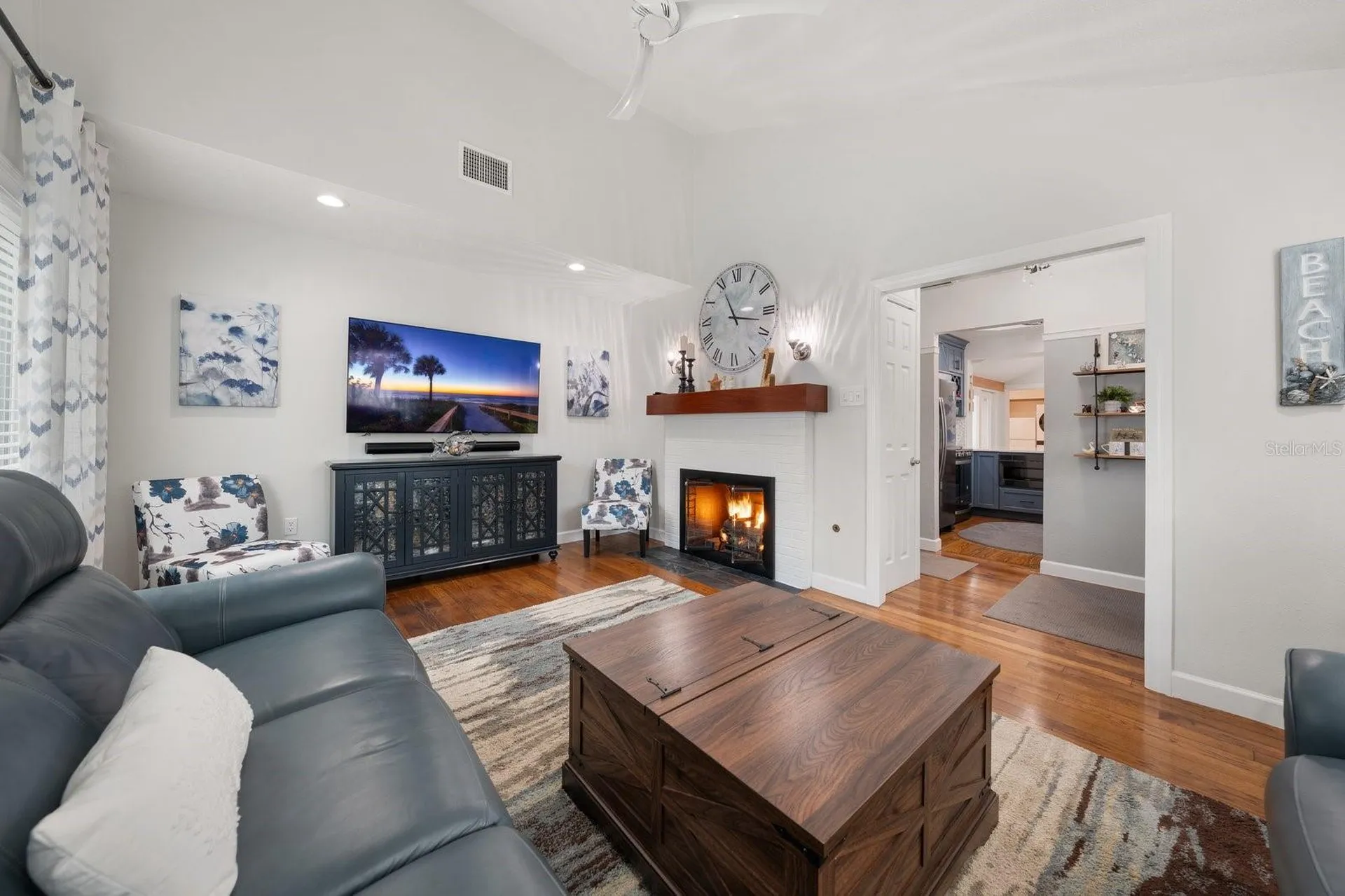 216 Grove Circle S Dunedin FL 34698