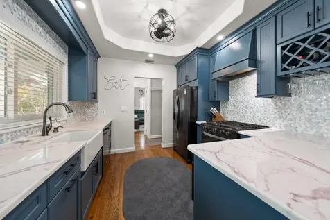 216 Grove Circle S Dunedin FL 34698