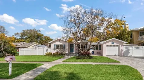 216 Grove Circle S Dunedin FL 34698