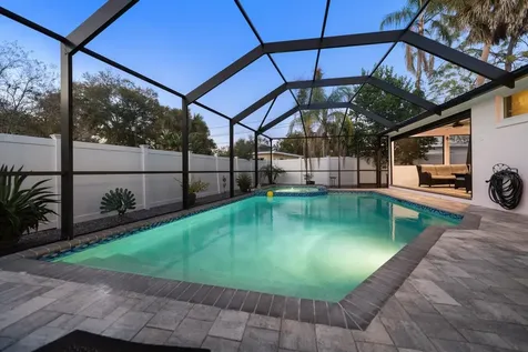 216 Grove Circle S Dunedin FL 34698