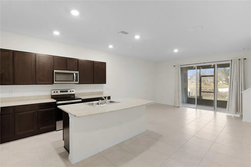 5322 Dragon Fly Drive Wildwood FL 34785