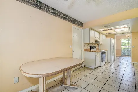 3102 Old Spring Place Tampa FL 33618