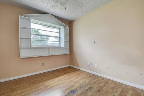 3102 Old Spring Place Tampa FL 33618