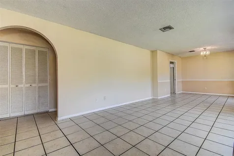 3102 Old Spring Place Tampa FL 33618