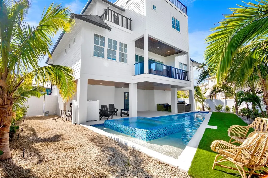 243 S Harbor Drive Holmes Beach FL 34217