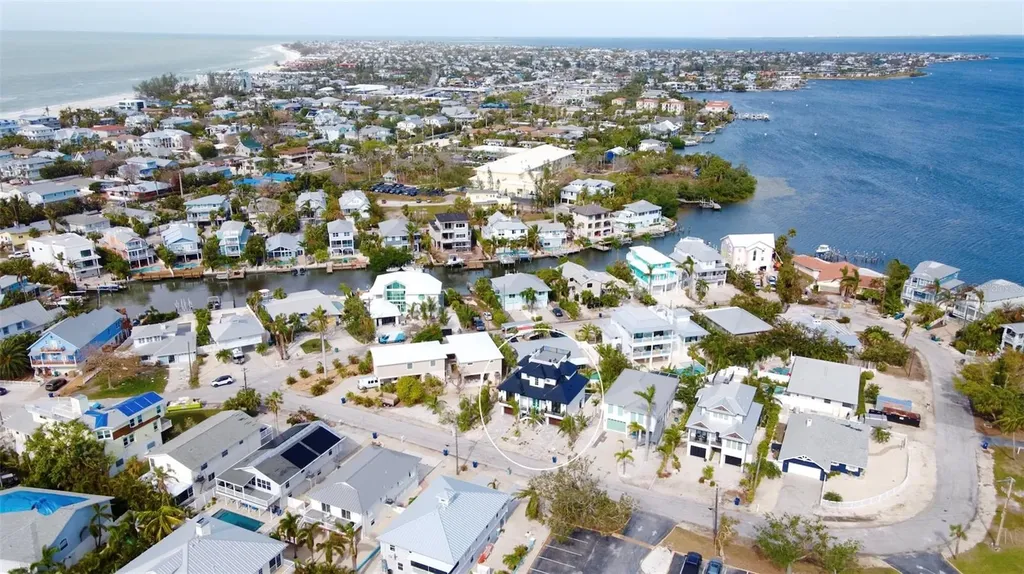 243 S Harbor Drive Holmes Beach FL 34217