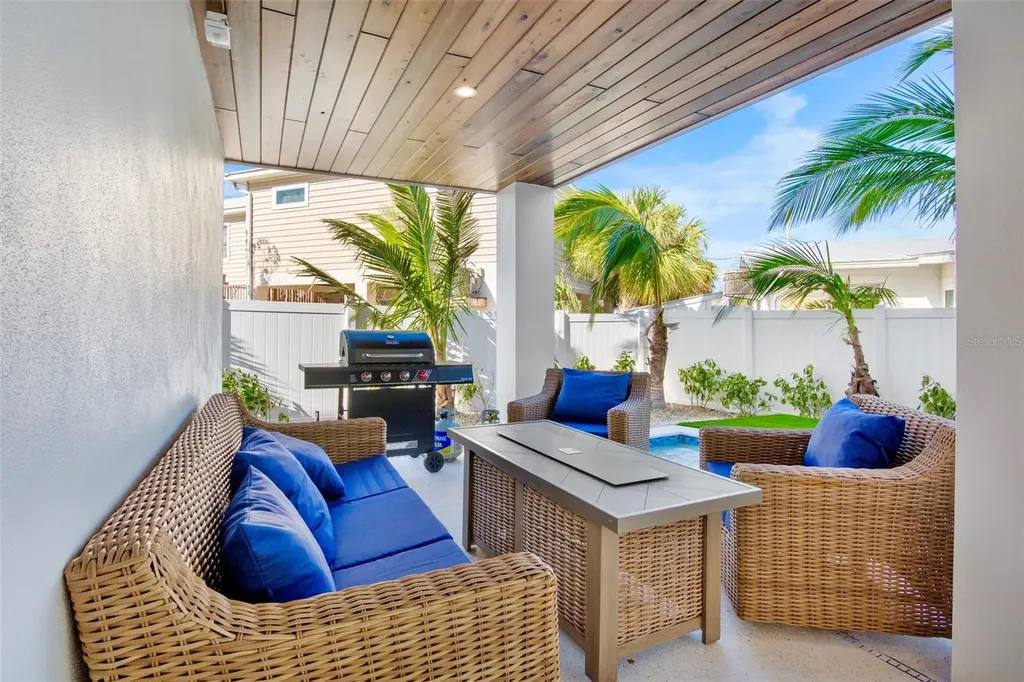 243 S Harbor Drive Holmes Beach FL 34217