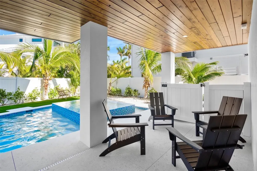 243 S Harbor Drive Holmes Beach FL 34217