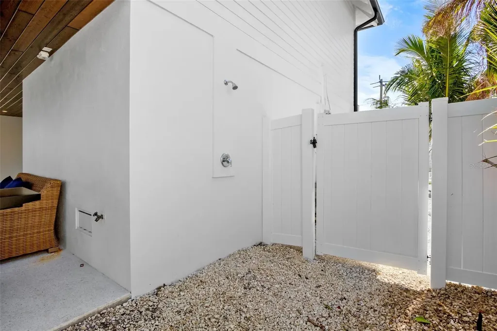 243 S Harbor Drive Holmes Beach FL 34217