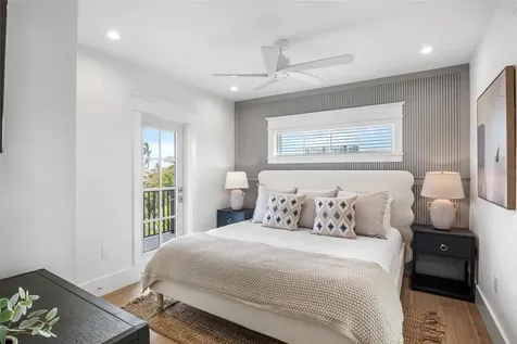 243 S Harbor Drive Holmes Beach FL 34217