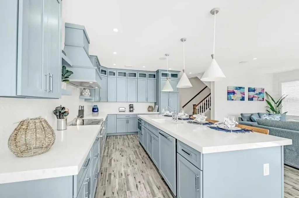 2403 Avenue C Bradenton Beach FL 34217
