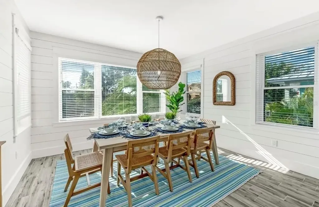 2403 Avenue C Bradenton Beach FL 34217