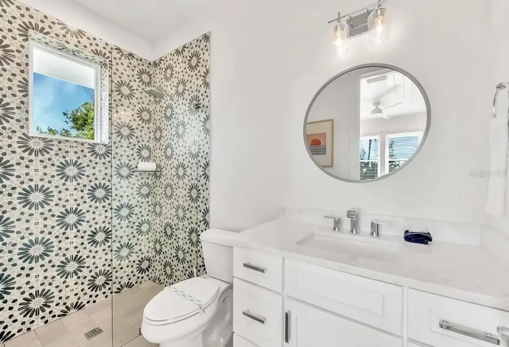 2403 Avenue C Bradenton Beach FL 34217