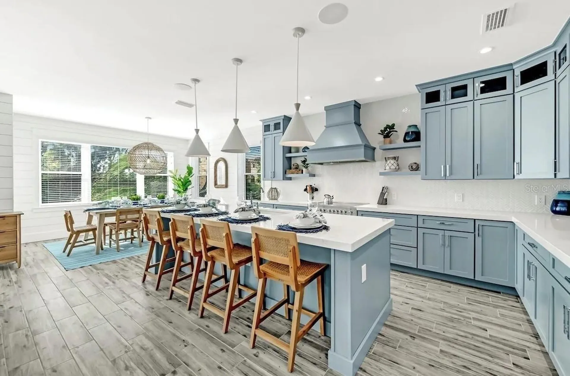 2403 Avenue C Bradenton Beach FL 34217