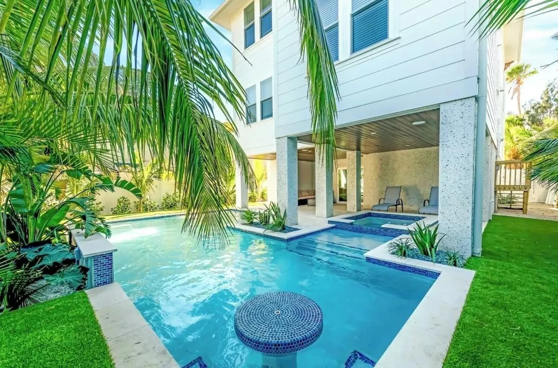 2403 Avenue C Bradenton Beach FL 34217