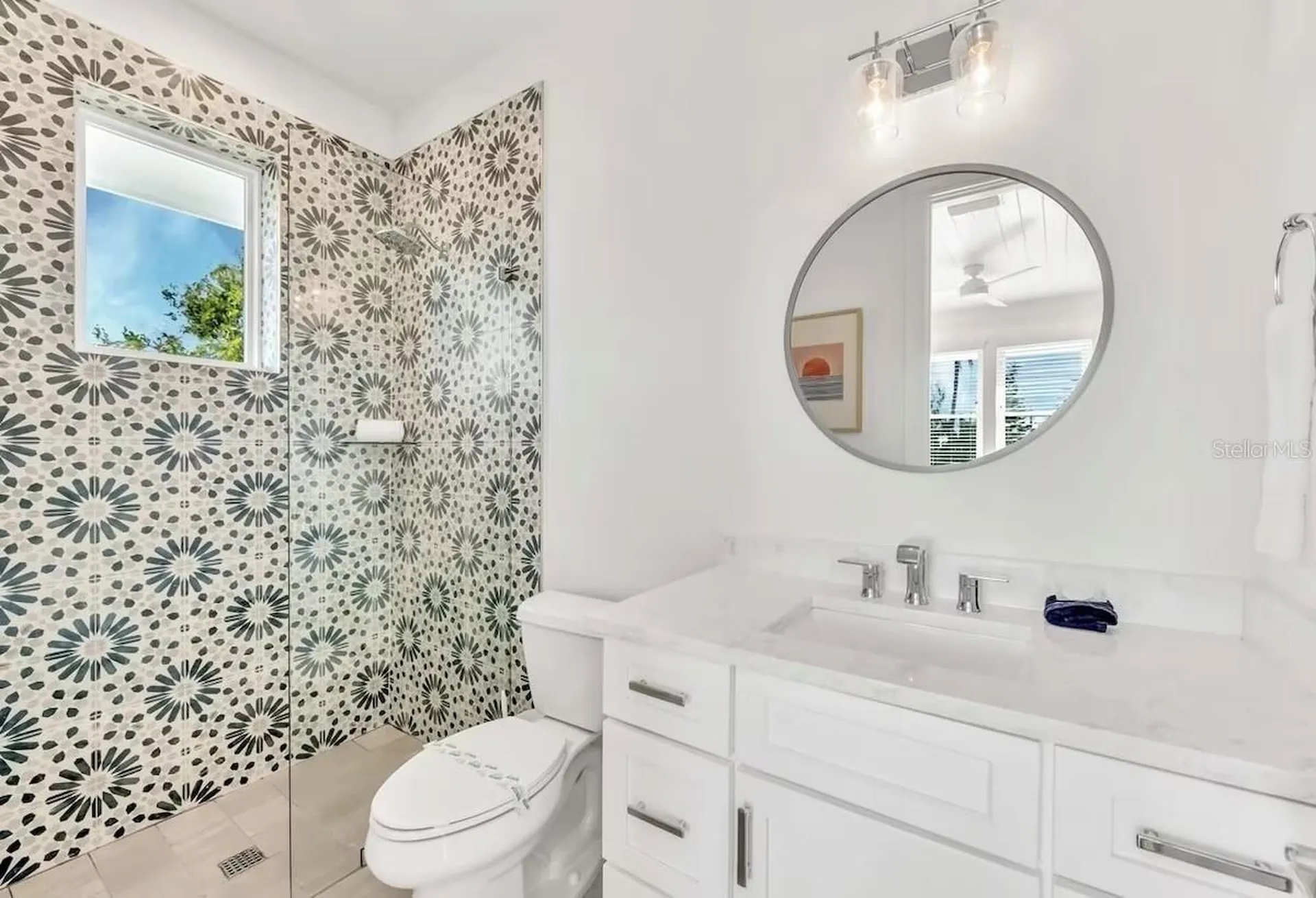 2403 Avenue C Bradenton Beach FL 34217