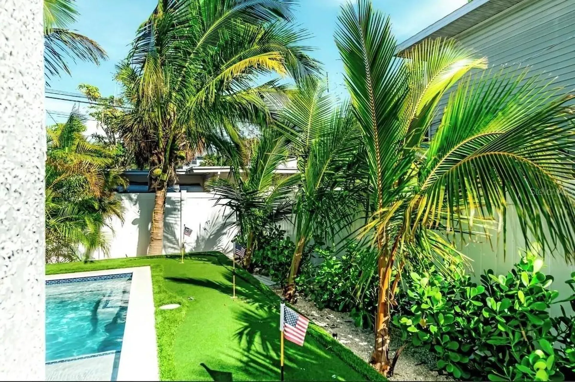 2403 Avenue C Bradenton Beach FL 34217