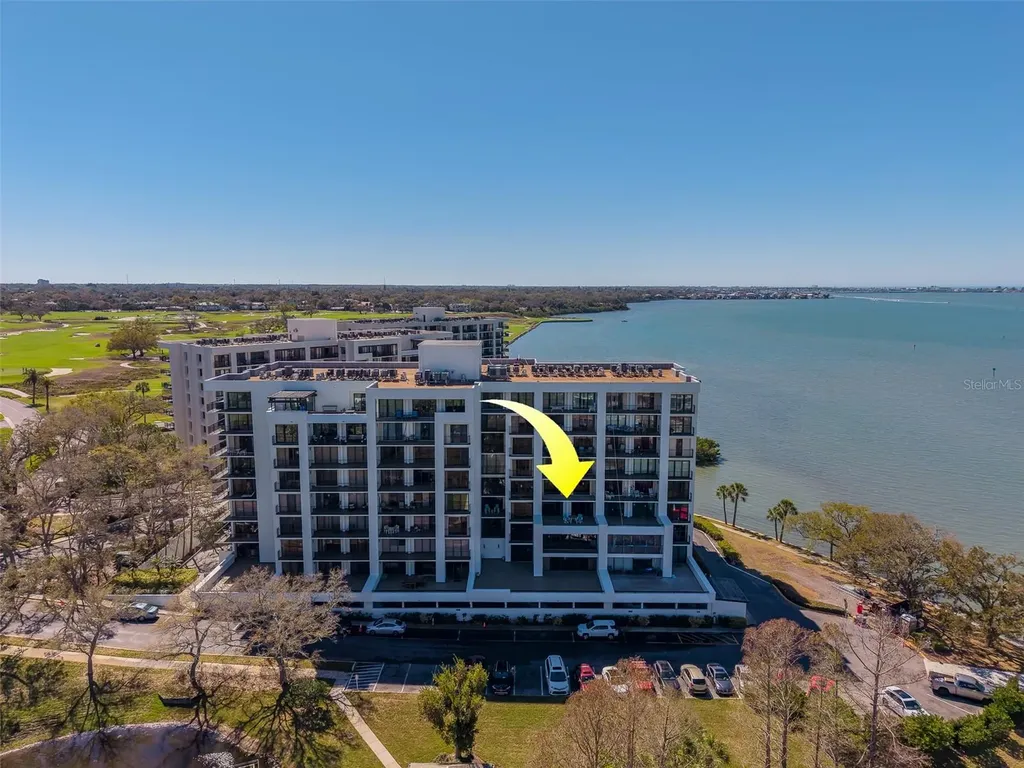 8 Belleview Boulevard Belleair FL 33756