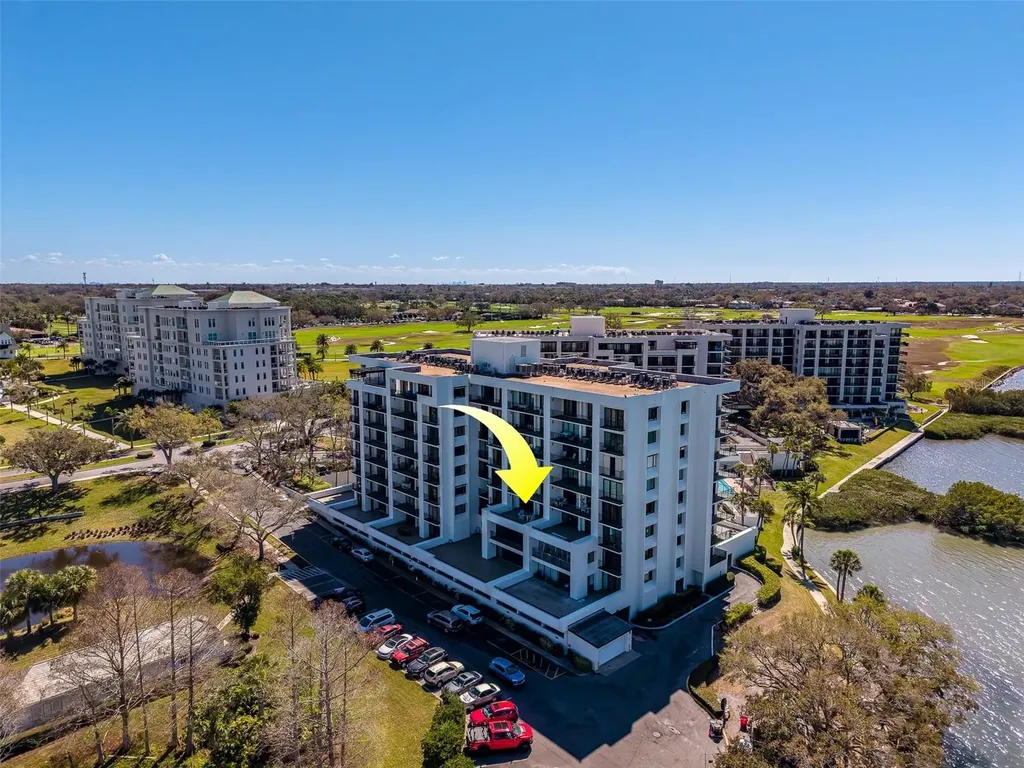 8 Belleview Boulevard Belleair FL 33756