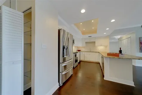 8 Belleview Boulevard Belleair FL 33756