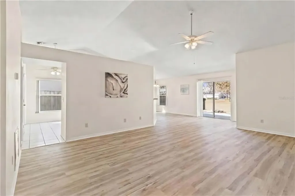 603 Sand Ridge Drive Valrico FL 33594