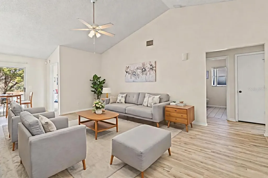 603 Sand Ridge Drive Valrico FL 33594