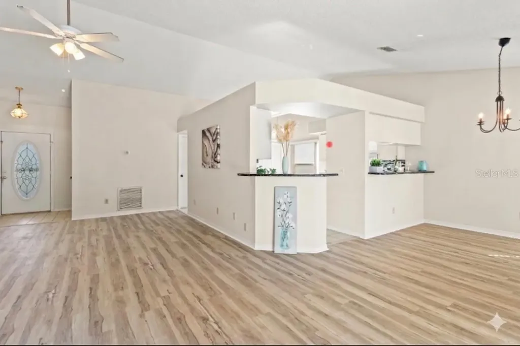 603 Sand Ridge Drive Valrico FL 33594