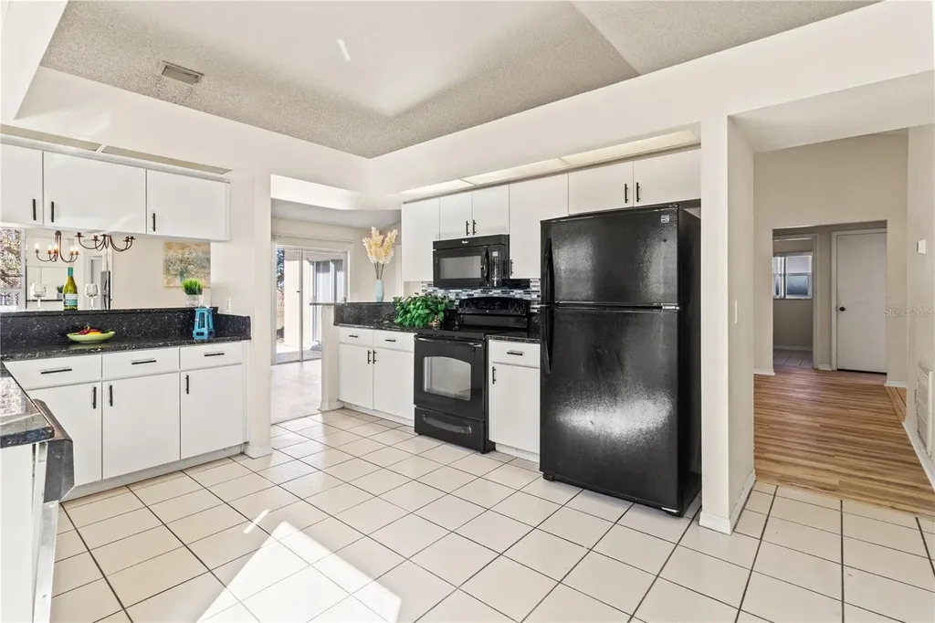 603 Sand Ridge Drive Valrico FL 33594