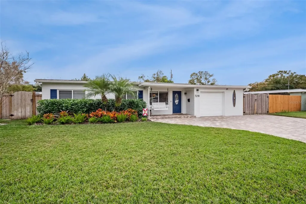 3218 Carnine Drive Orlando FL 32806