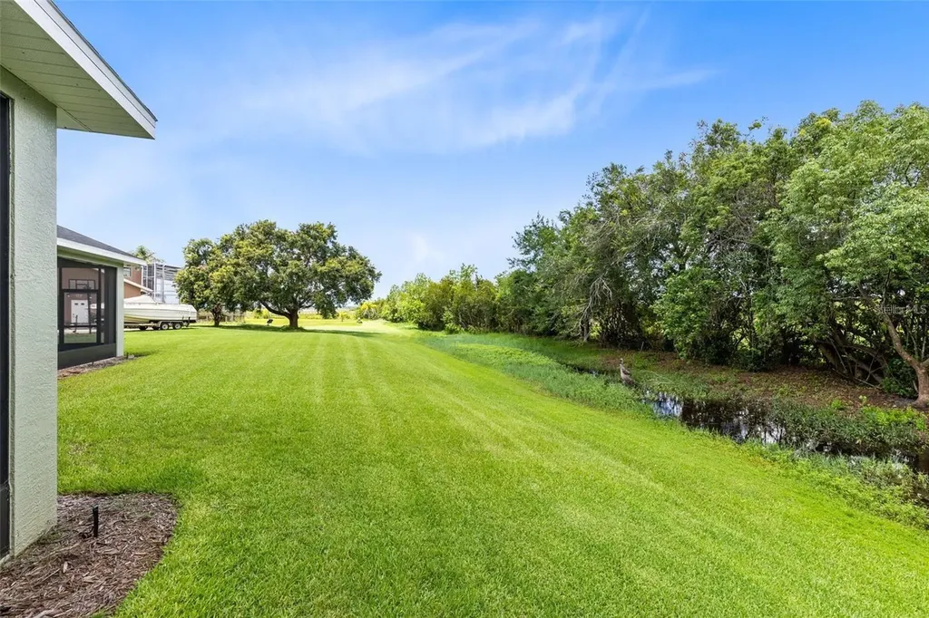 5204 Hammock Pointe Court St Cloud FL 34771