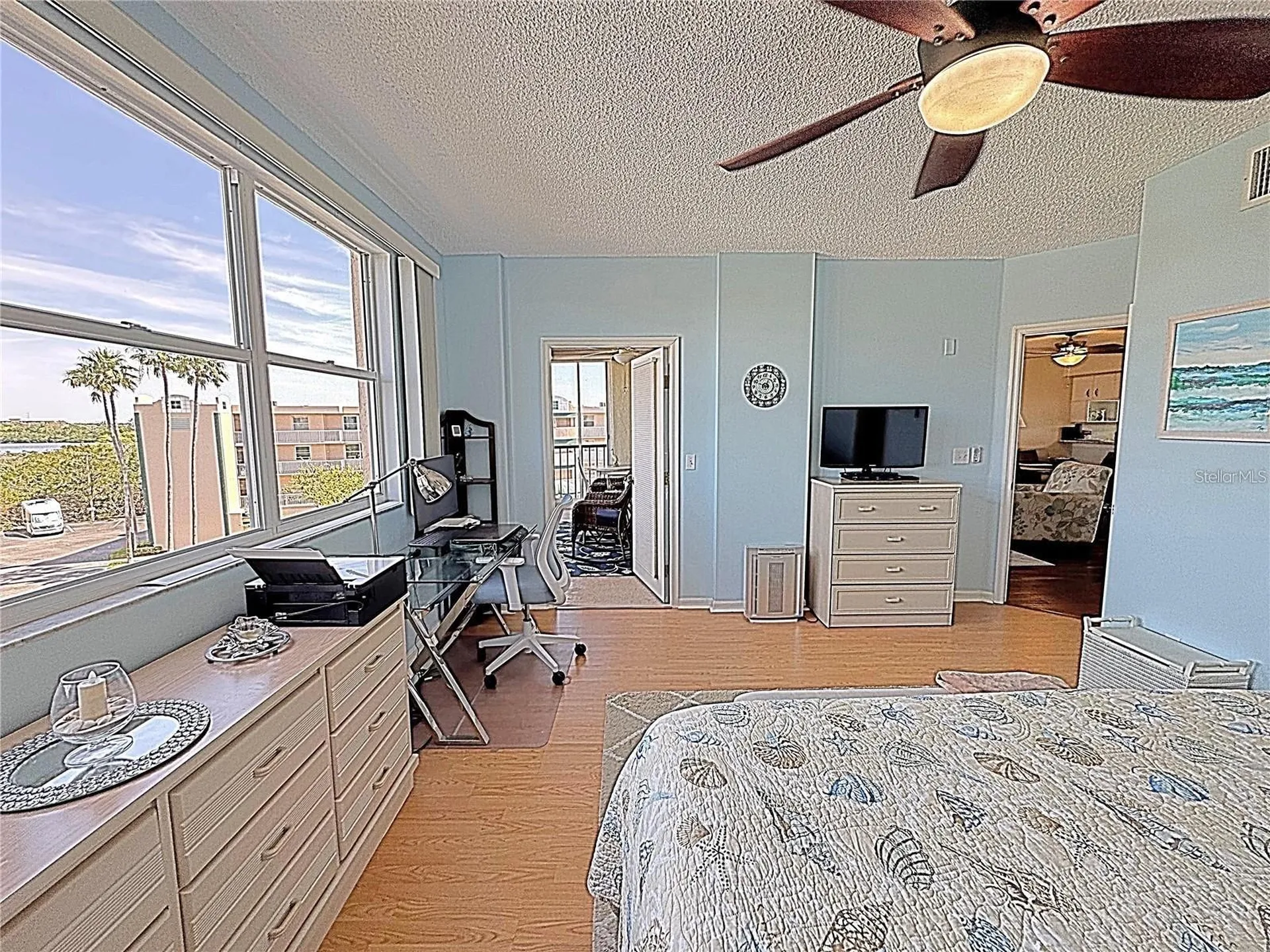 6205 Shoreline Drive St Petersburg FL 33708