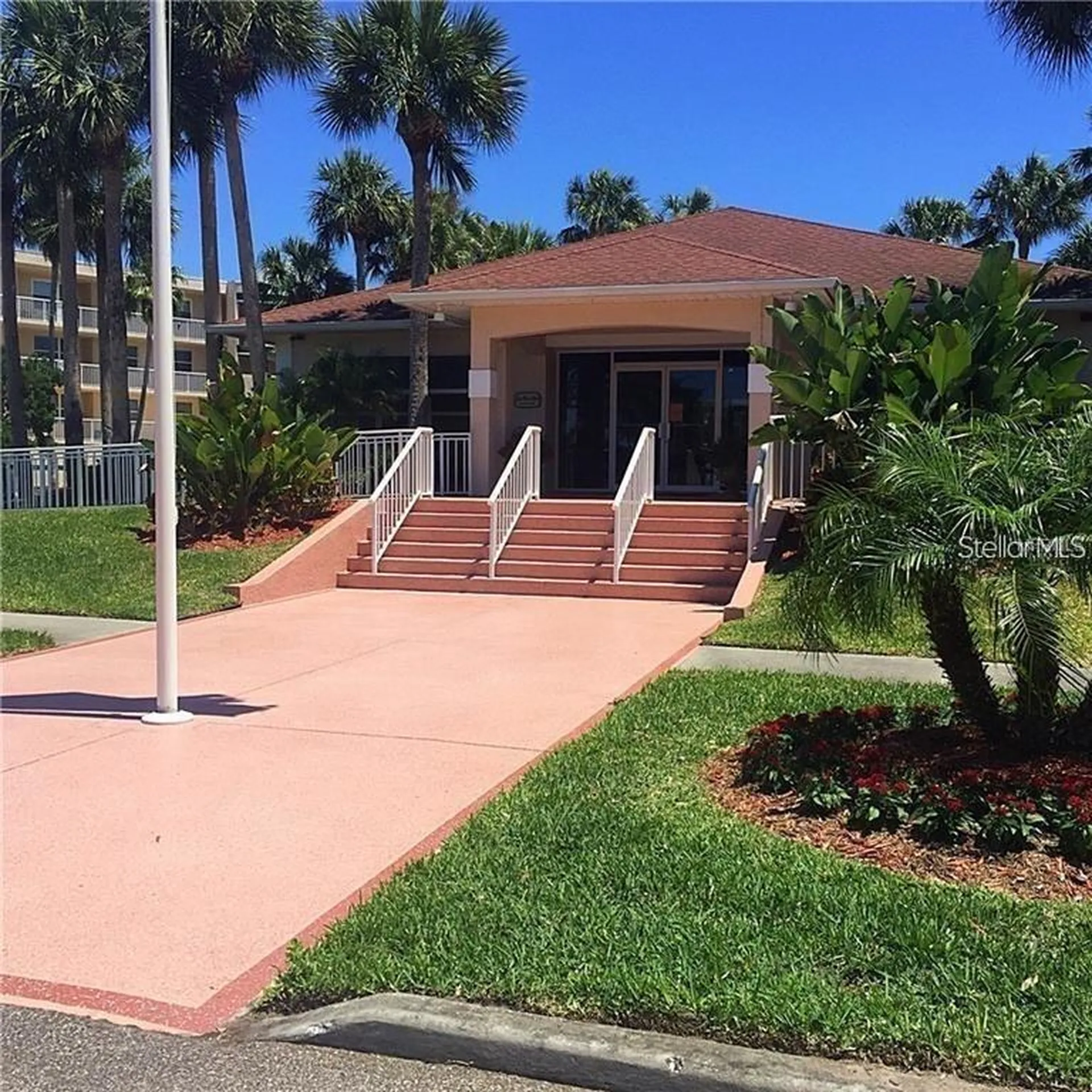 6205 Shoreline Drive St Petersburg FL 33708