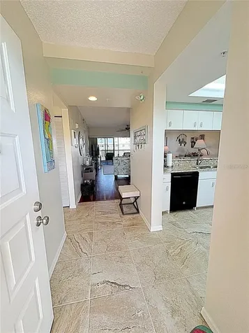 6205 Shoreline Drive St Petersburg FL 33708