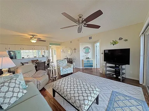 6205 Shoreline Drive St Petersburg FL 33708