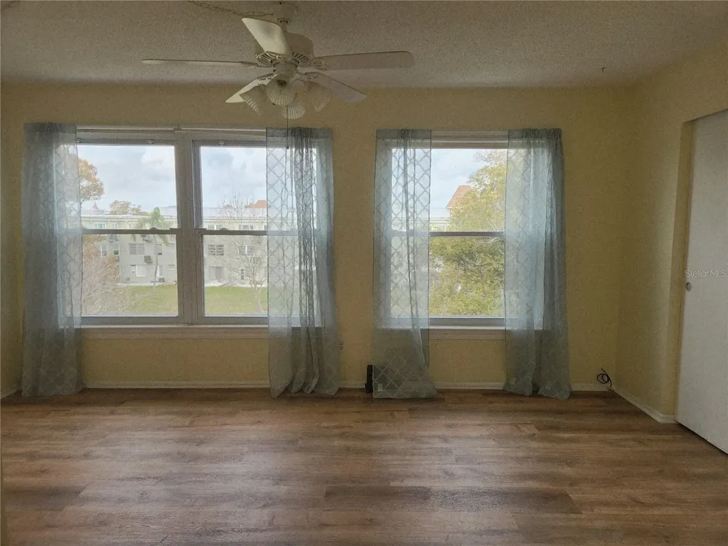 2458 Columbia Drive Clearwater FL 33763