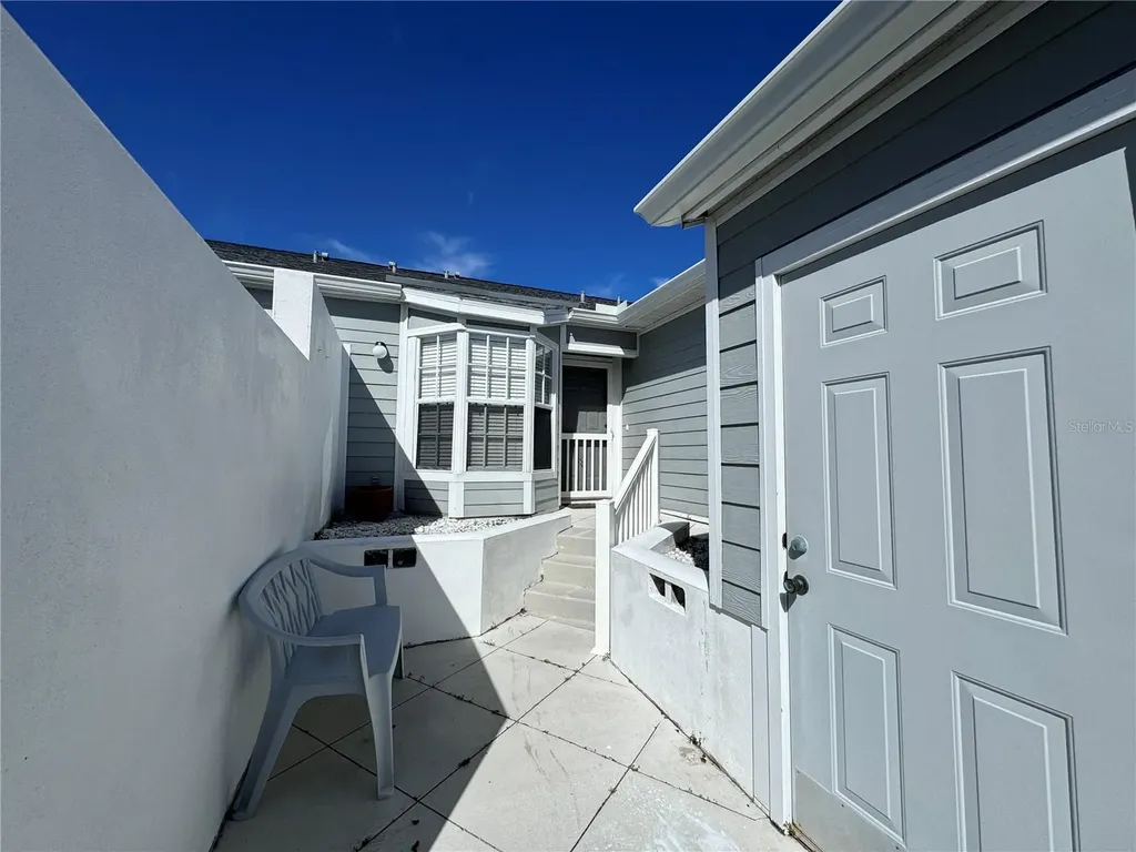 1216 Spoonbill Landings Circle Bradenton FL 34209