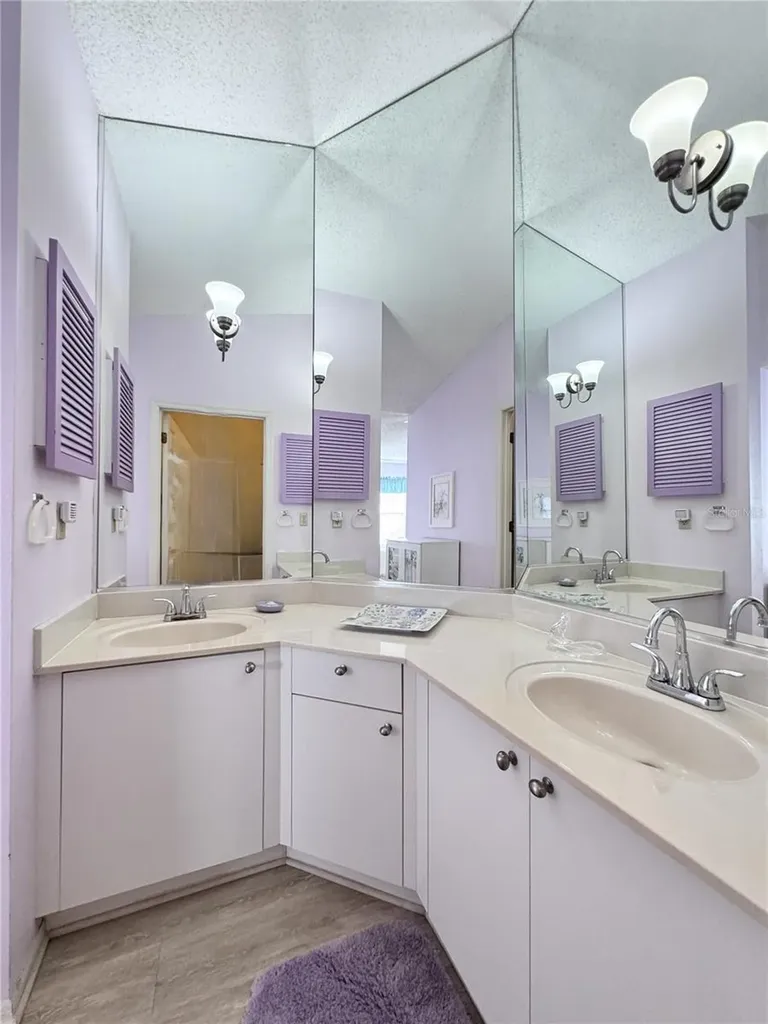 1216 Spoonbill Landings Circle Bradenton FL 34209