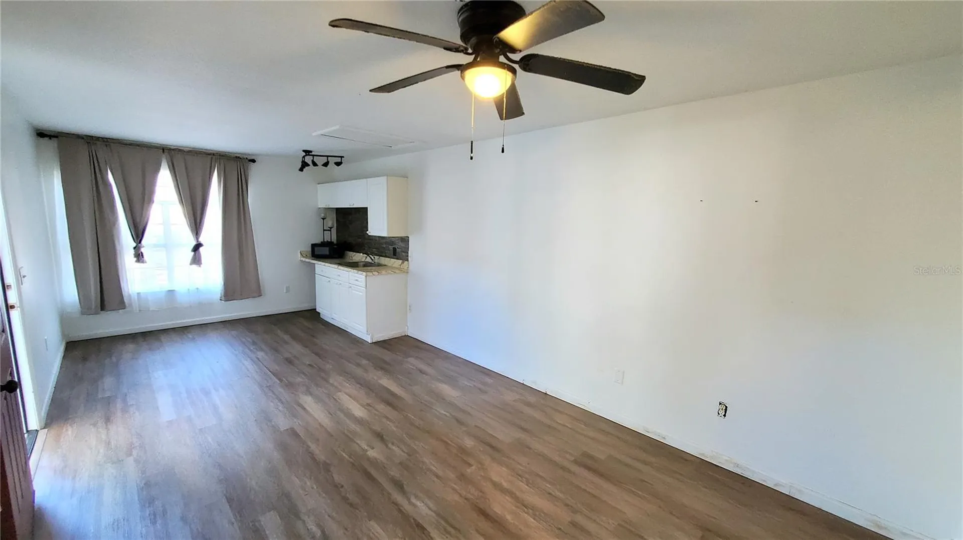 225 Mango Drive Davenport FL 33897