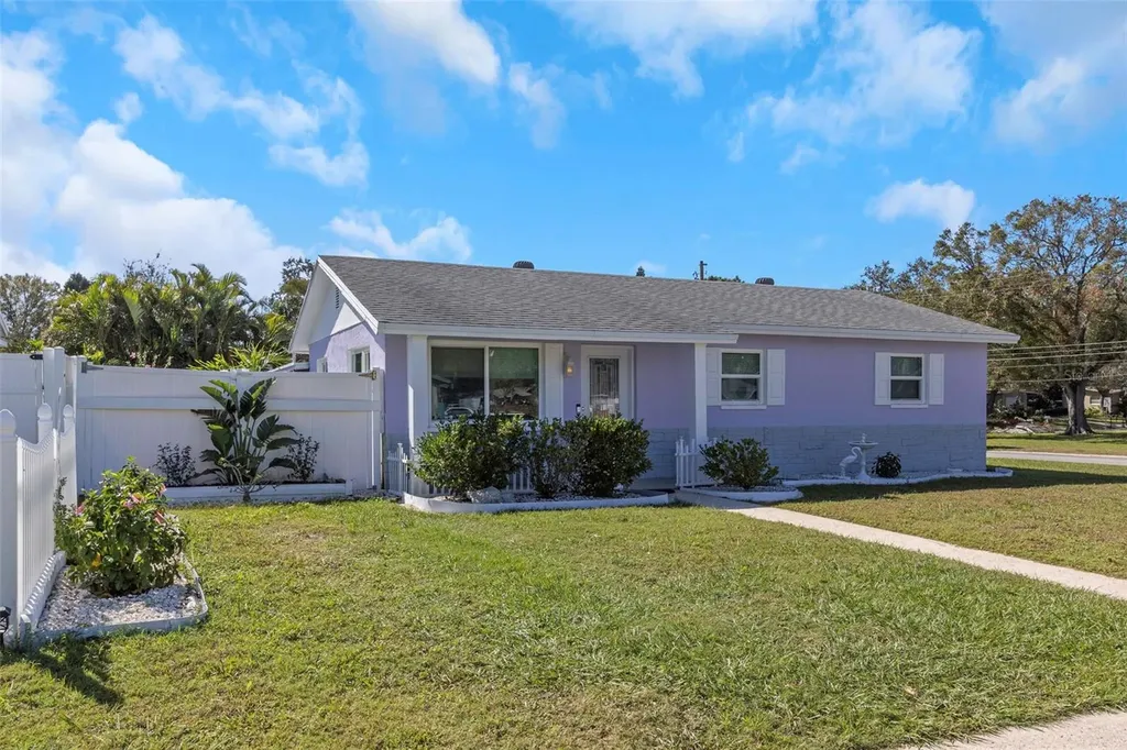 3094 Hillsdale Avenue Largo FL 33774