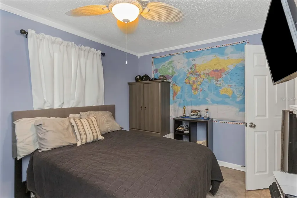 3094 Hillsdale Avenue Largo FL 33774