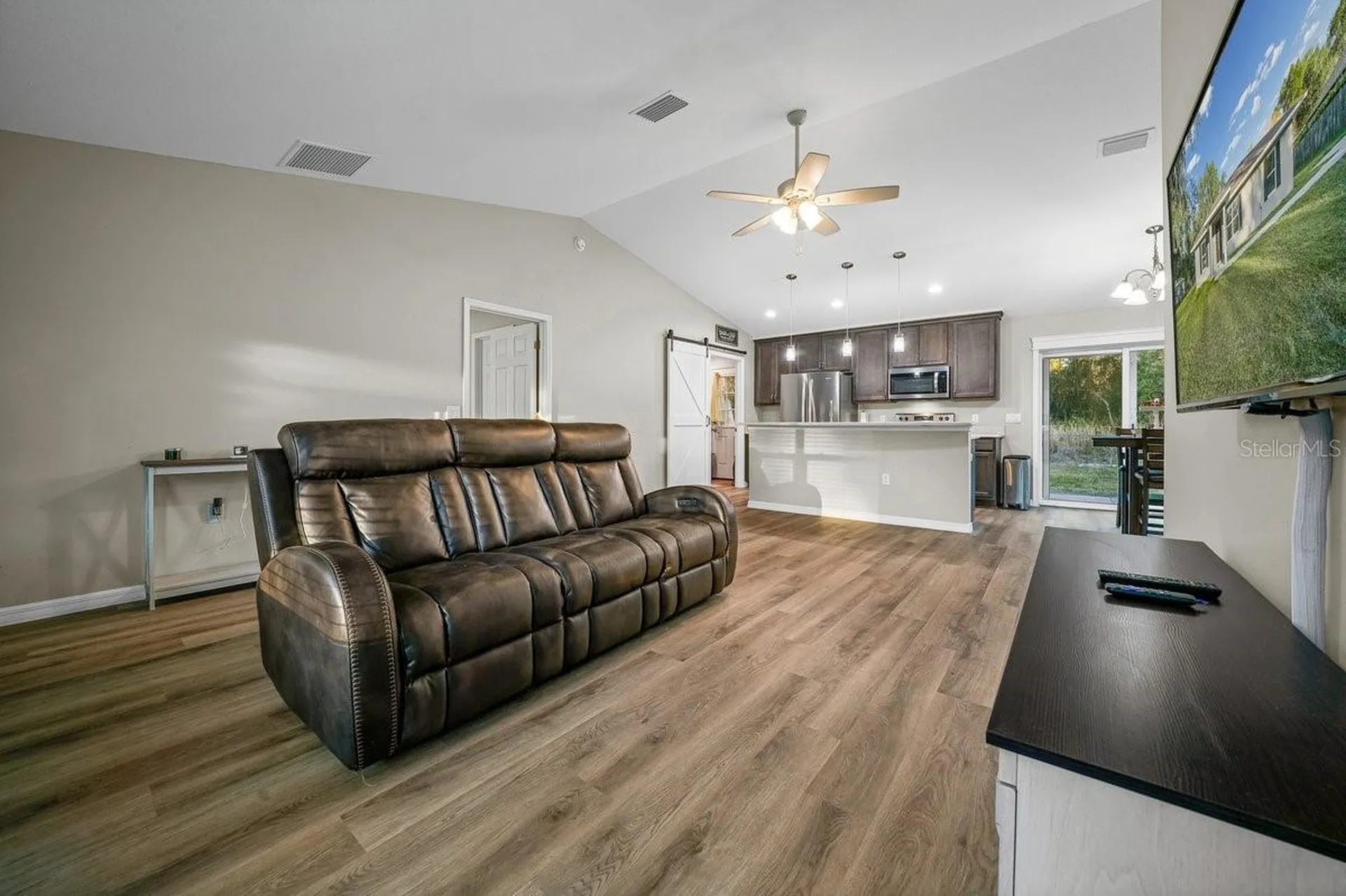 37402 Chicago Avenue Umatilla FL 32784