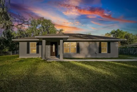 37402 Chicago Avenue Umatilla FL 32784