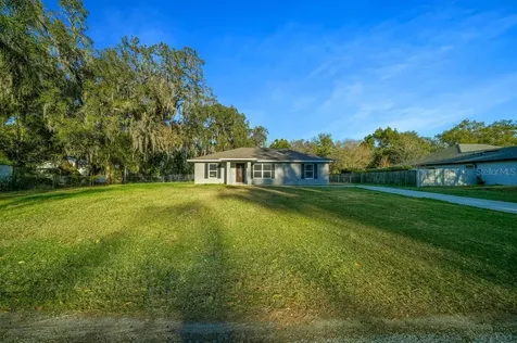 37402 Chicago Avenue Umatilla FL 32784