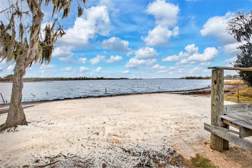 Lake Buffum Road E Fort Meade FL 33841