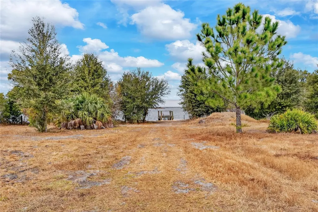 Lake Buffum Road E Fort Meade FL 33841